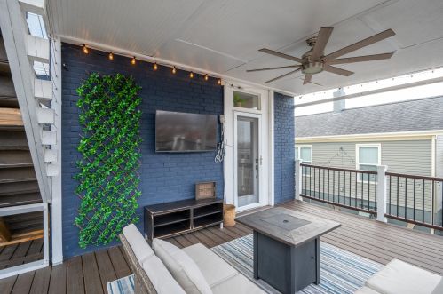 111 10th Ave, Newport KY  41074-1412 exterior