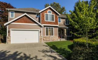 1717 23rd St, Seattle, WA 98056-2265