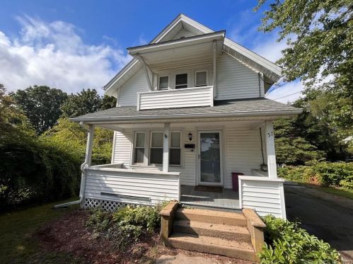 57 Riverview Ave, Groton, CT 06340-3513
