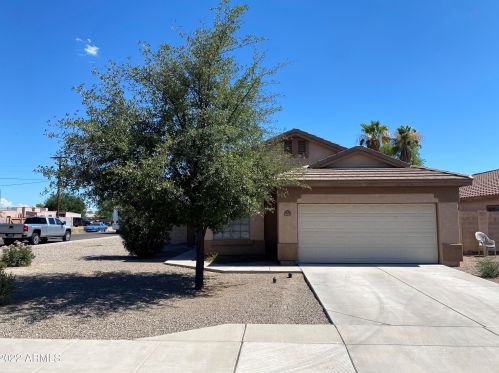8465 Edgewood Ave, Mesa, AZ 85208-2804