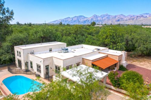 11211 Shady Ln, Tucson, AZ 85749-9776