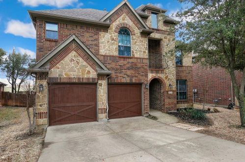 2113 Reveille Cir, Euless, TX 76040-5724