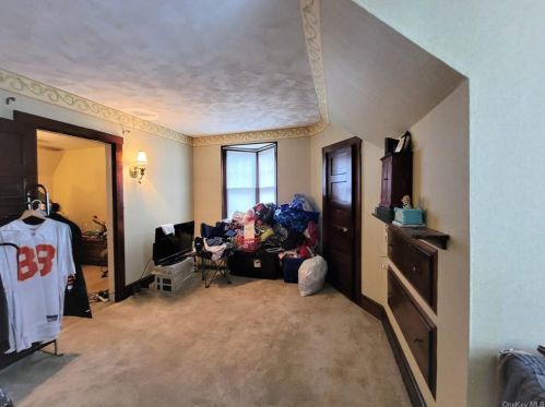 156 Prospect Ave, Middletown NY  10940-3941 exterior