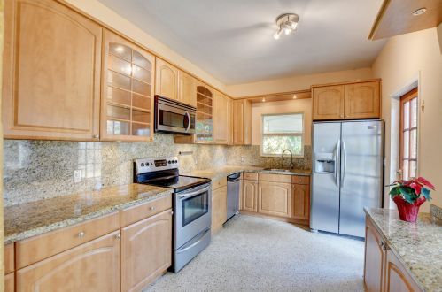725 4 Ave, Delray Beach FL  33483-4528 exterior