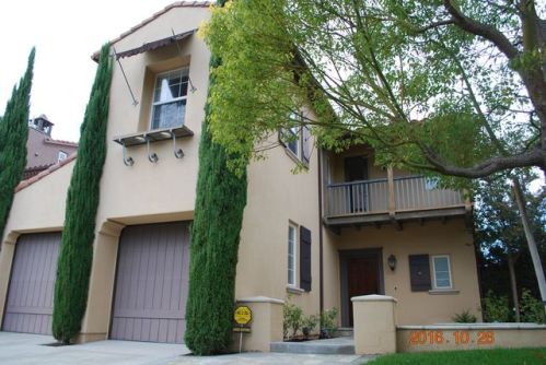 121 Lattice, Irvine CA  exterior