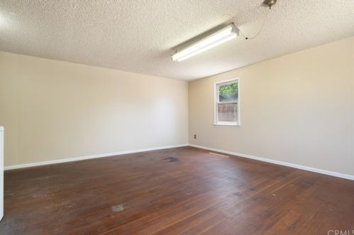 7862 Kingbee St, Downey CA  90242-3420 exterior