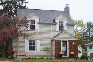 652 Garden Rd, Columbus, OH 43214-2237