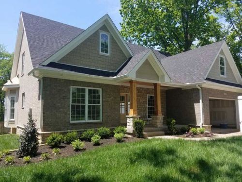 3102 Lakeview Dr, Louisville, KY 40205-2814