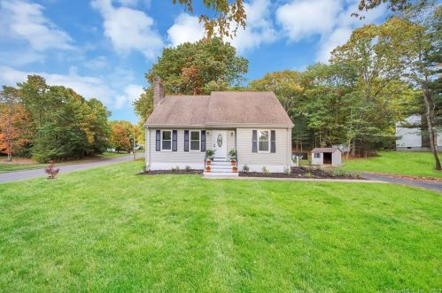 97 Bramblebush Rd, Manchester CT  06040-6300 exterior