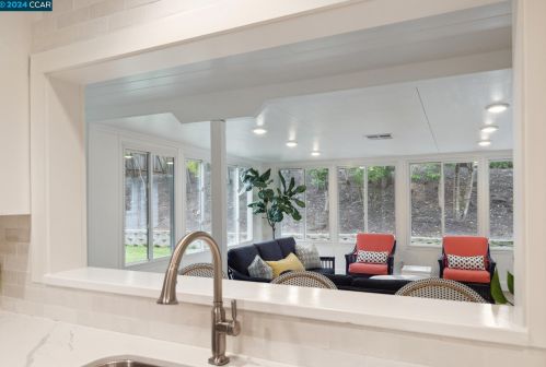 328 Glorietta Blvd, Orinda CA  94563-3204 exterior