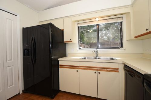 107 Frederick Ave, Lake Mary FL  32746-2811 exterior