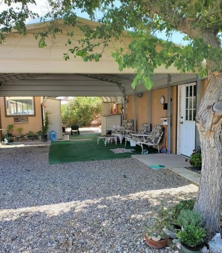 1940 Granada Dr, Bullhead City, AZ 86442-4821