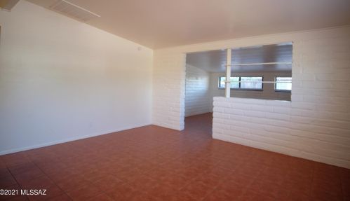 41 Montego Dr, Tucson AZ  85710-1312 exterior