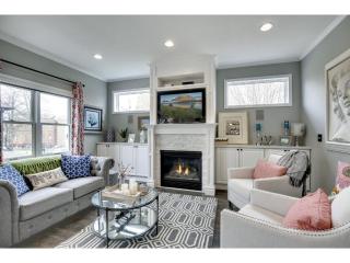 3200 Hennepin Ave, Minneapolis, MN 55408-3447