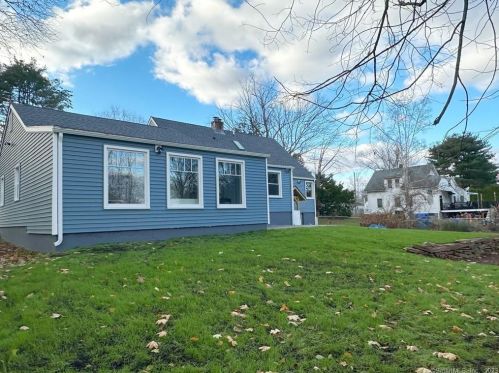 83 Becker Ave, Kensington CT  06037-1329 exterior