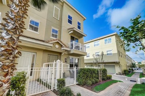 1334 Bolton Pl, Lake Mary, FL 32746-7665