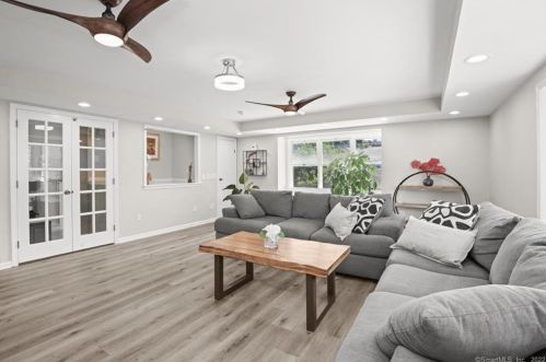 25 Adams Ave, Milford CT  06460-6501 exterior