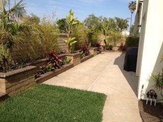 2545 Cornerstone Ln, Costa Mesa CA  92626-6795 exterior