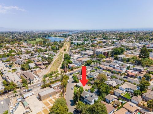 4330 Theresa St, Long Beach CA  90814-1720 exterior