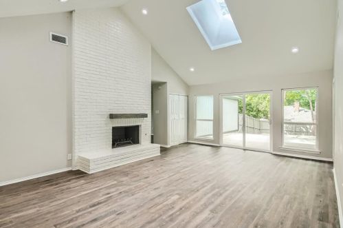 3719 Westminster Dr, Carrollton, TX 75007-2630