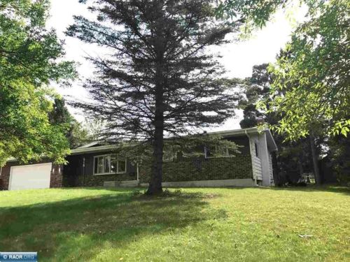515 9 St, Chisholm MN  55719-1240 exterior