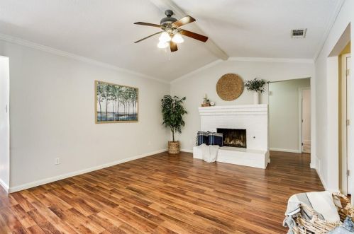 2012 Paisley St, Denton TX  76209-4755 exterior