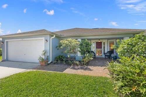 165 36th Ct, Vero Beach, FL 32968-2422