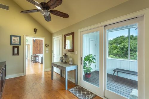 765 Gulf Bch Dr, Saint George Island FL  32328-3112 exterior