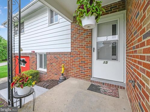 15 Wilbert Dr, Primrose PA  17901-8250 exterior