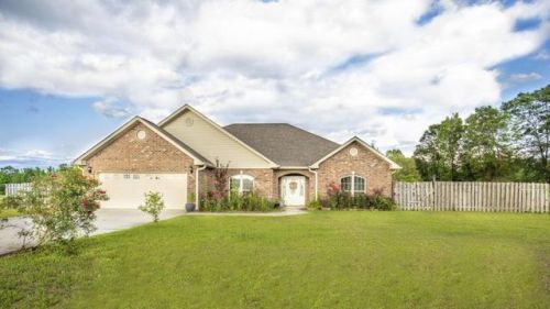 215 Small Oaks Rd, Leesville, LA 71446-2058