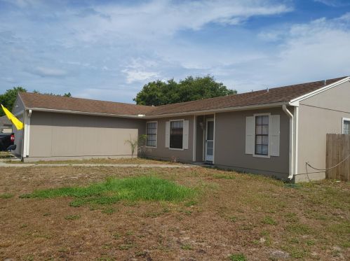 2817 Corrigan Dr, Deltona, FL 32738-1704