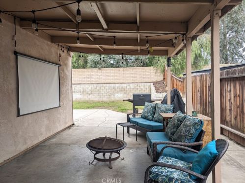 1019 Forest Dr, Colton CA  92324-4552 exterior