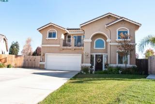 926 Gardenia Ave, London CA  93618-9413 exterior