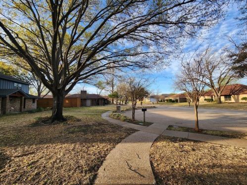 2718 Ellis Ct, Plano TX  75075-1540 exterior