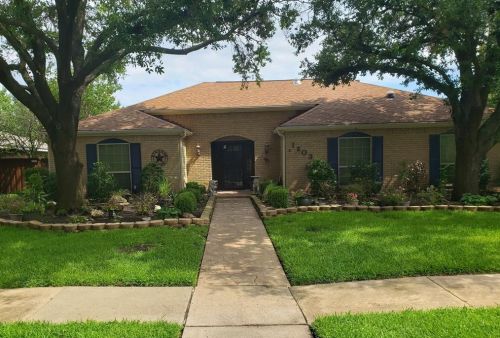 1203 Northpark Dr, Richardson, TX 75081-5831