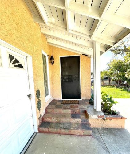6332 Rosemead Blvd, Pico Rivera, CA 90660-3232
