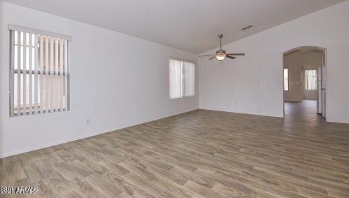 9506 Kingman St, Tolleson, AZ 85353-8556