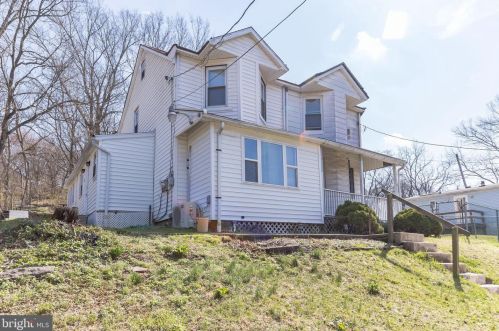 714 Manatawny St, Pottstown PA  19464-5143 exterior