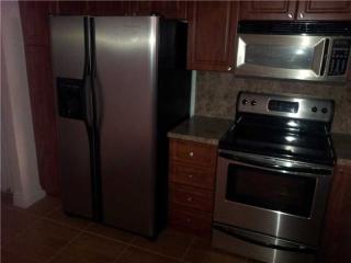 6630 41st St, Hollywood, FL