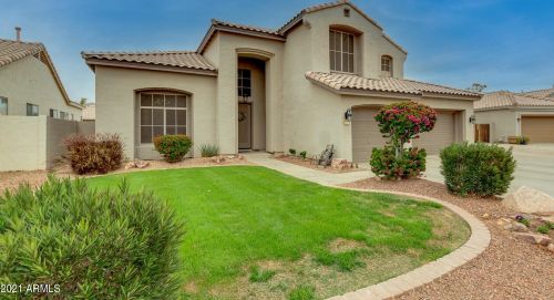 1896 Commerce Ave, Gilbert, AZ 85234-8208