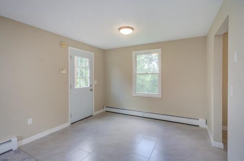 21 Belfield Dr, Providence RI  02919-1801 exterior