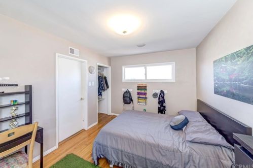 1740 Hickory Ave, Torrance CA 90503-7219 exterior