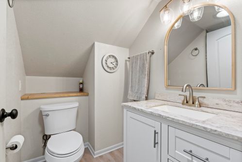 240 69th St, Milwaukee WI  53214-1610 exterior