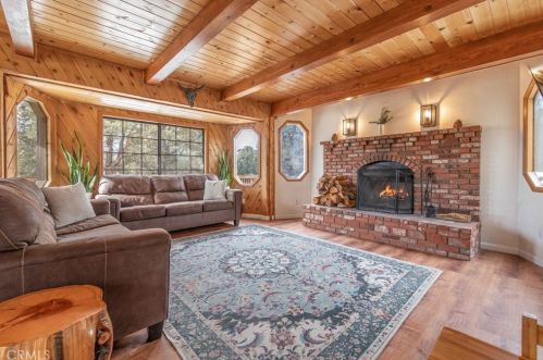 1526 Monte Vista Dr, Big Bear City CA  92314 exterior