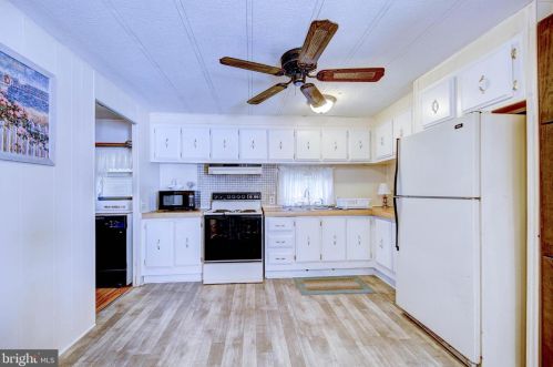 34068 Red Oak Dr, Frankford DE  19945-3437 exterior