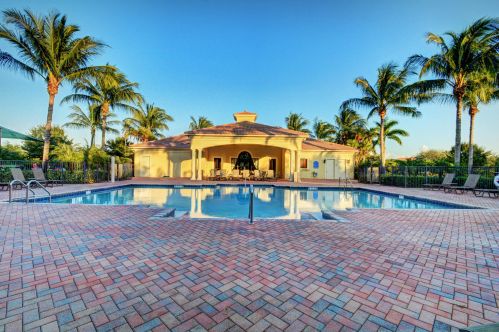 15548 Glencrest Ave, Delray Beach FL  33446-9576 exterior