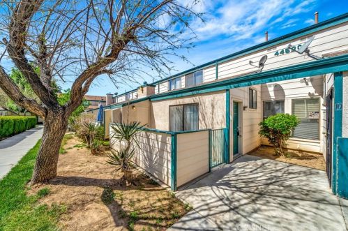 44520 15th St, Lancaster, CA 93535-6317