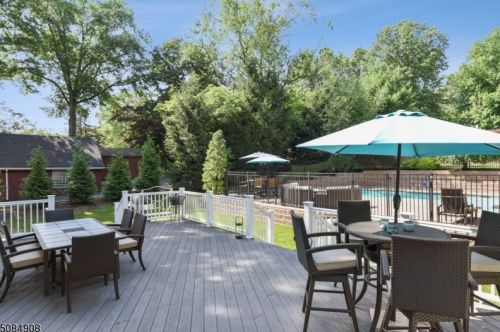 1510 Rahway Rd, Scotch Plains NJ  07076-2714 exterior