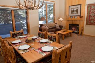 640 Homestead Dr, Cordillera, CO 81632