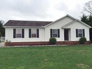 730 Beaver Creek Dr, Powell, TN 37849-4417